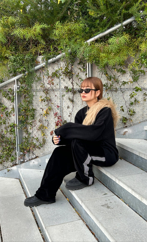 ベロアラインルーズパンツ